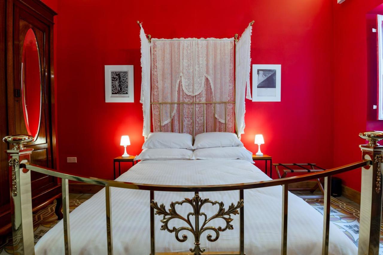 Hotel Monreal Boutique Townhouse - R024RM4 à Paola Extérieur photo